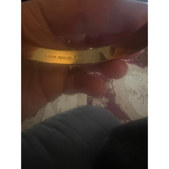 Kate Spade New York "Heart You" Enamel Hinged Bangle Bracelet EUC - Picture 4 of 8